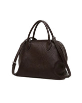 Bolsa feminina de couro marrom Vivienne em vista frontal sobre fundo branco, com alças de mão e alça transversal.