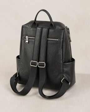 Mochila-Feminina-de-Couro-Preta-Lorien-Vista-Traseira
